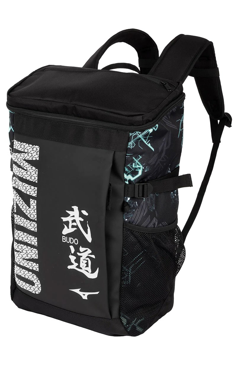 MIZUNO Judo Sport-Rucksack 30 Liter schwarz-weiß - Budo Schriftzeichen Aufdruck