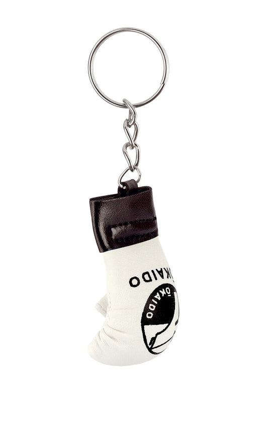 Karate Schlüsselanhänger, TOKAIDO Faustschutz weiß - Miniatur Karate-Handschuh 10 cm