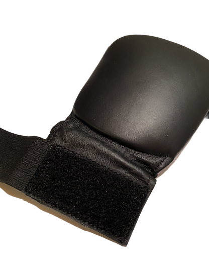 TEKKA BUDO Karate Faustschützer flach schwarz - Hand Mitt Echtleder - Fingerschlaufen mit Elastikband